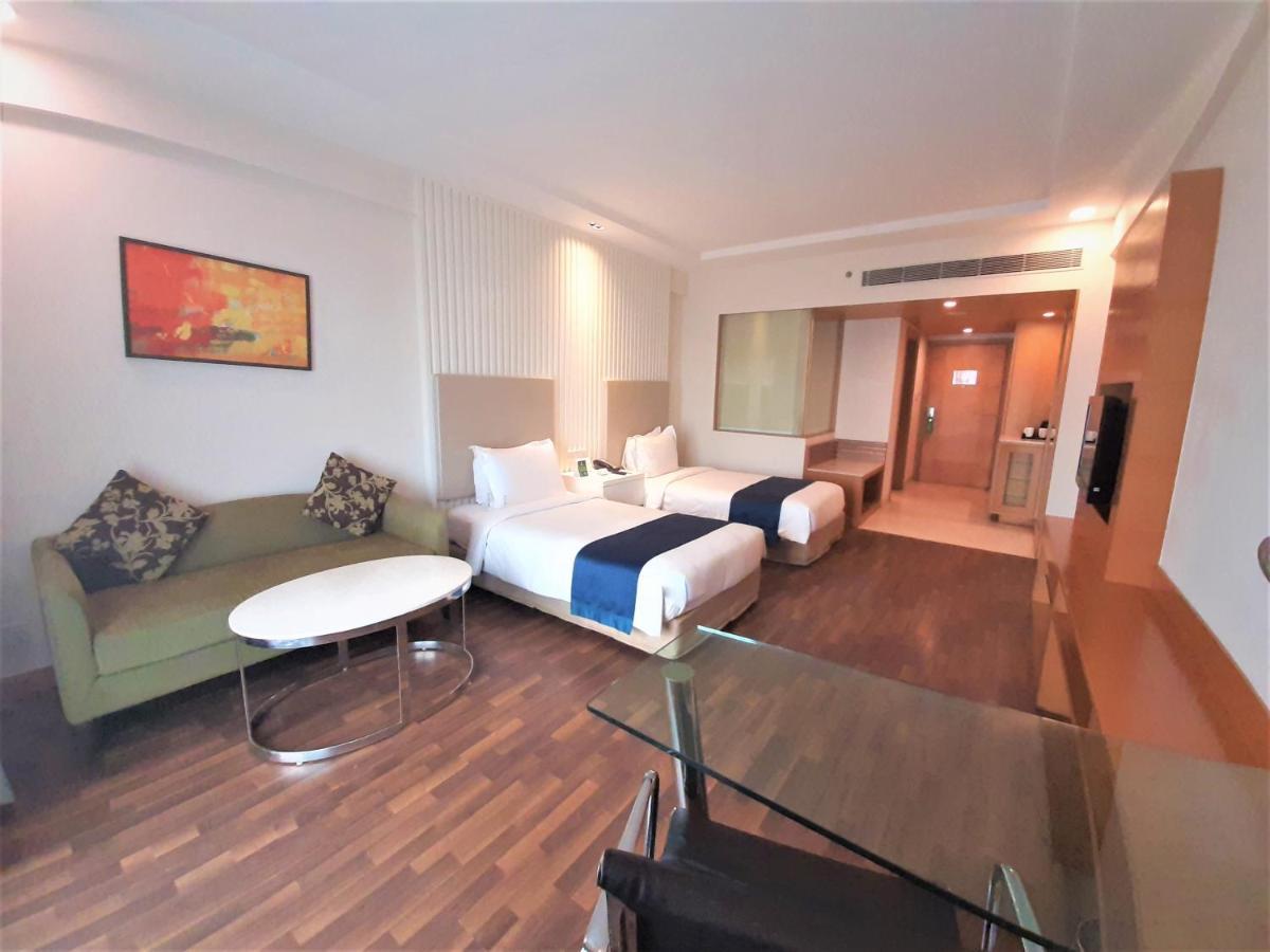 Holiday Inn Amritsar Ranjit Avenue By Ihg Exterior foto