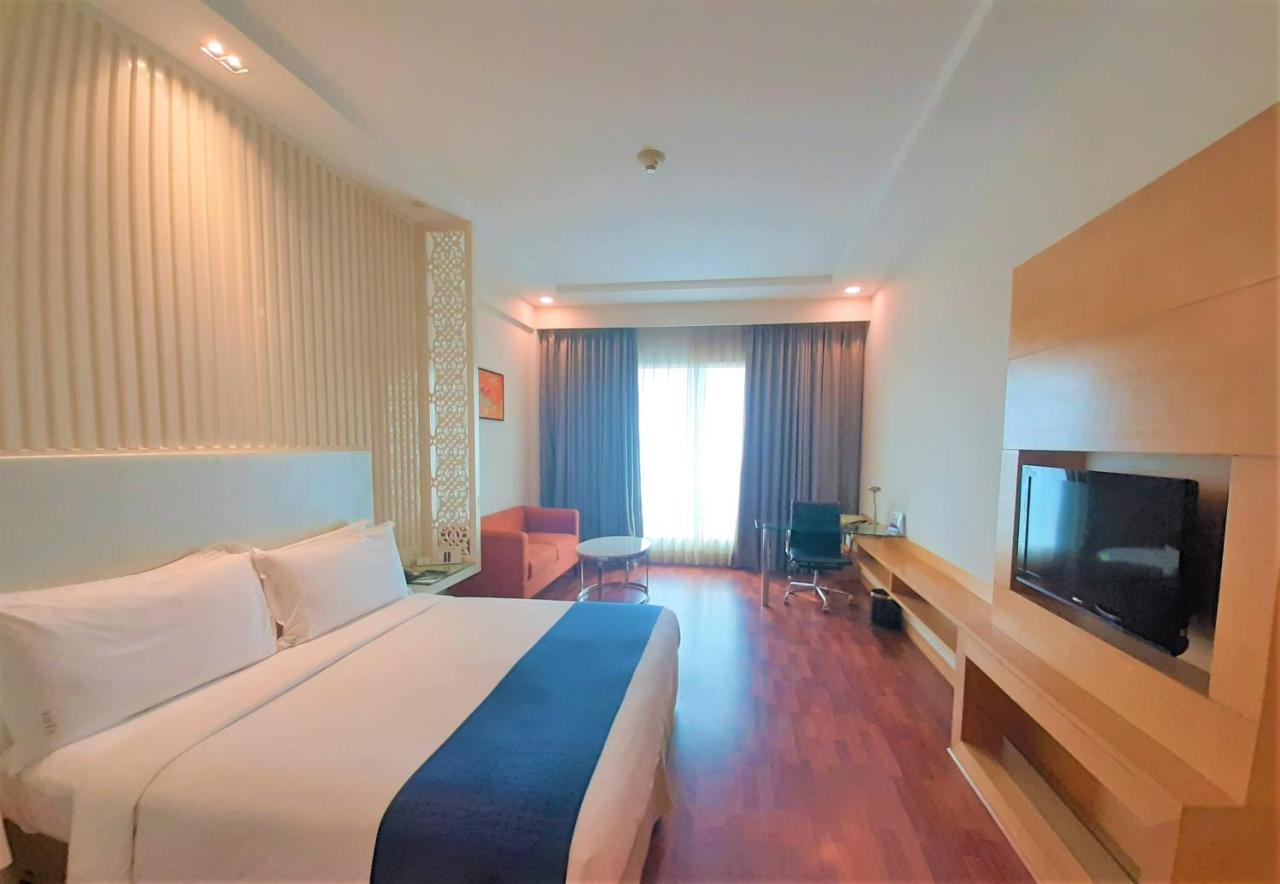 Holiday Inn Amritsar Ranjit Avenue By Ihg Exterior foto