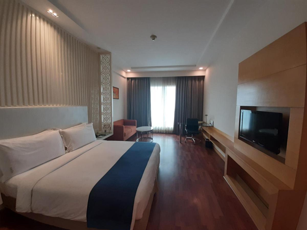 Holiday Inn Amritsar Ranjit Avenue By Ihg Exterior foto